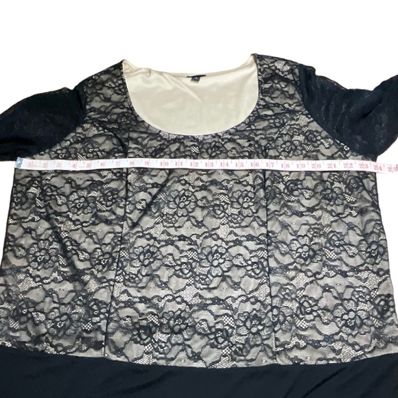 TORRID Body Suit Lined Front and Back Lace Overlay Sheer Lace Sleeves US Sz 3X - Picture 6 of 10